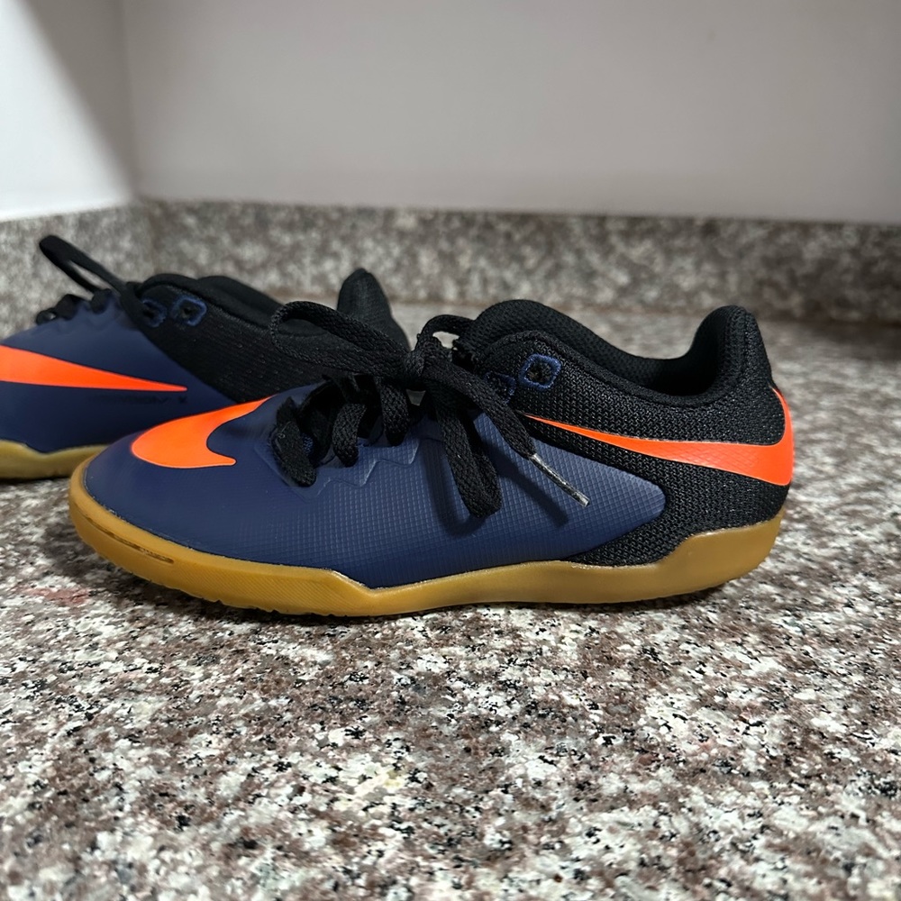 Nike hypervenom x.